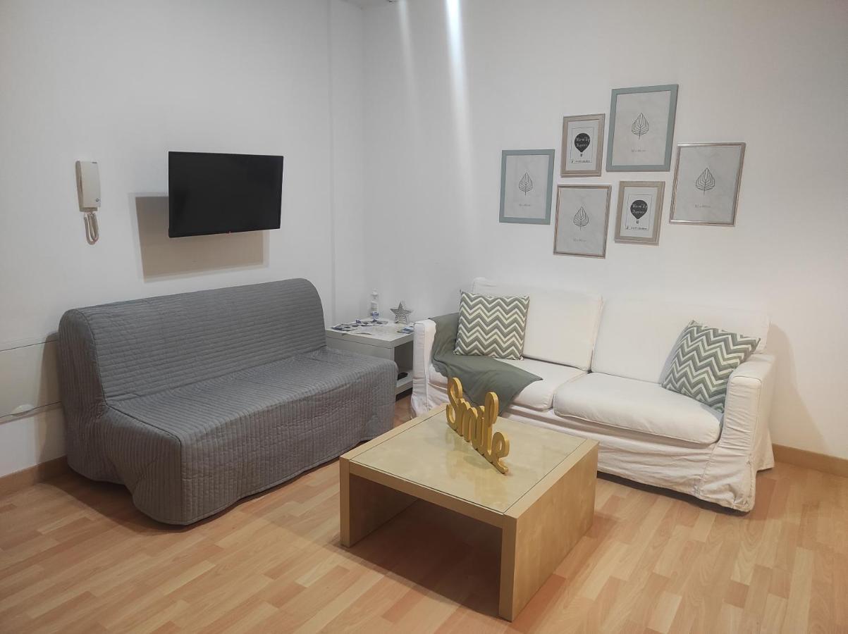 Amplio Estudio En Centro Y Playa Victoria 13 Apartamento Málaga Exterior foto